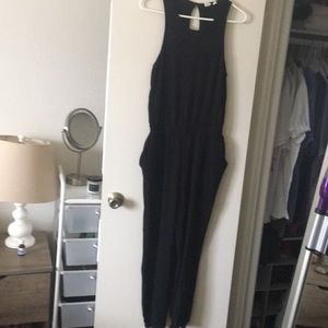 GAP Black Sleeveless Halter Jumpsuit Sz M